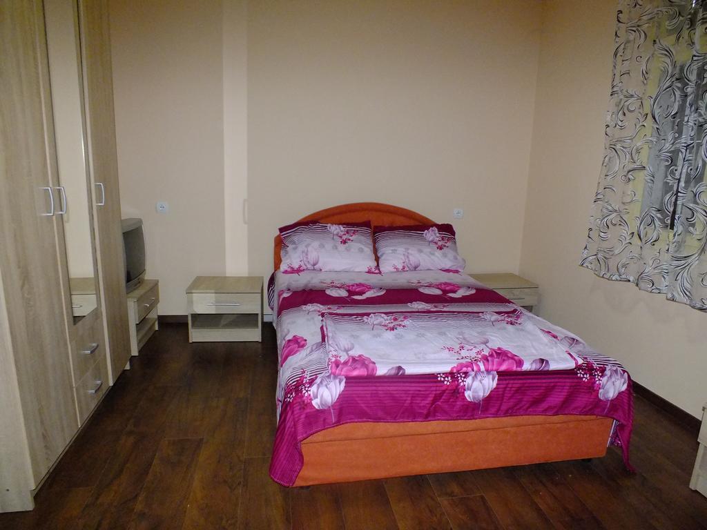 Holiday Home Ivana เวียร์ปาซาร์ ห้อง รูปภาพ