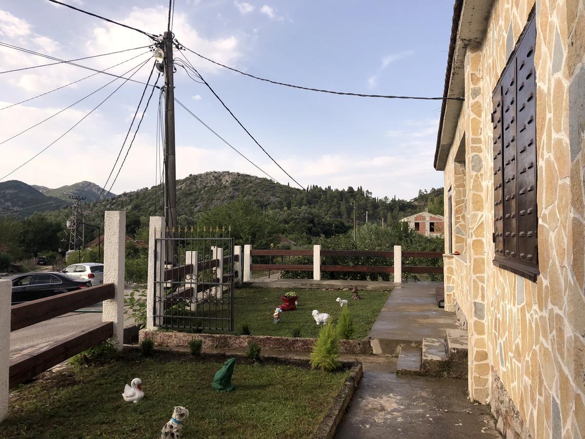 Holiday Home Ivana เวียร์ปาซาร์ ภายนอก รูปภาพ