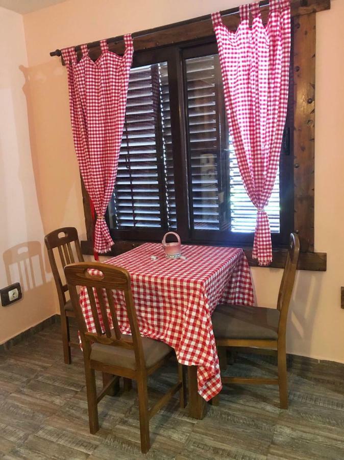 Holiday Home Ivana เวียร์ปาซาร์ ภายนอก รูปภาพ